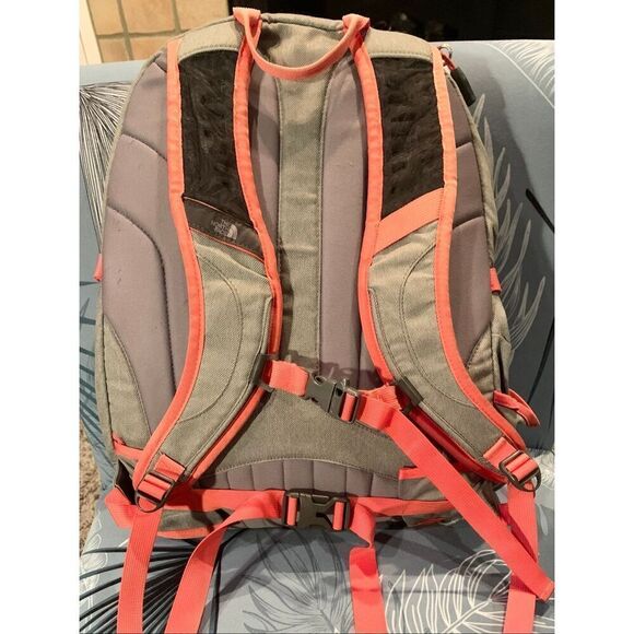 THE NORTH FACE rock ridge gray School Work HIKE CAMP DAY Backpack main image 11